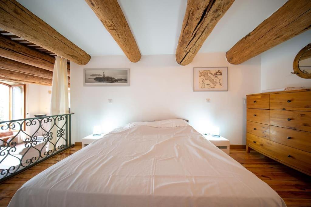 Air-Conditioned Loft In The Heart Of The Old Port Marseilles Buitenkant foto