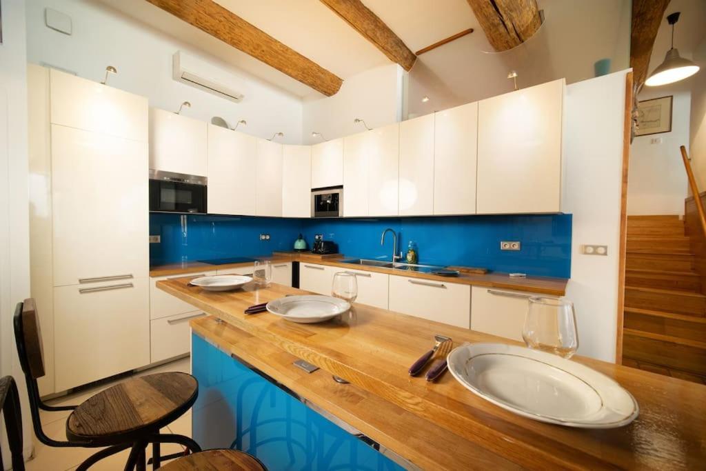 Air-Conditioned Loft In The Heart Of The Old Port Marseilles Buitenkant foto